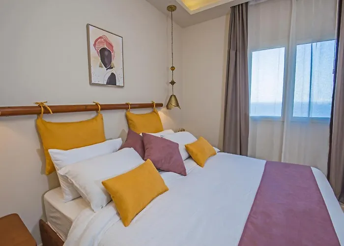 Oskena Azzurra Sahl Hasheesh