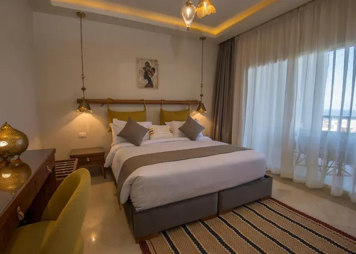 Oskena Azzurra Sahl Hasheesh *
