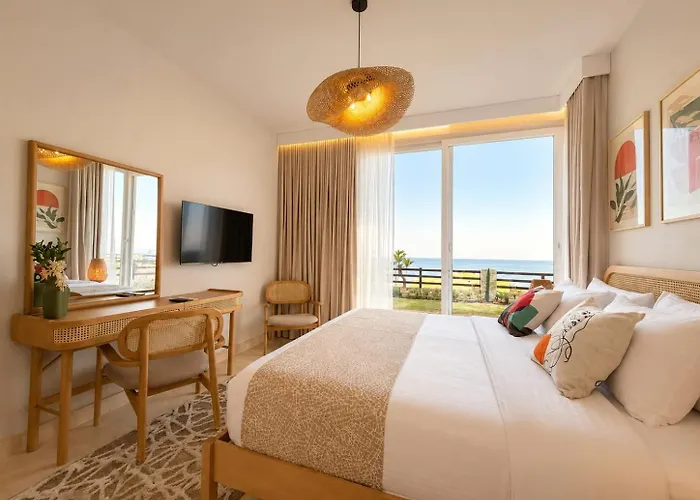 Oskena Azzurra Sahl Hasheesh *
